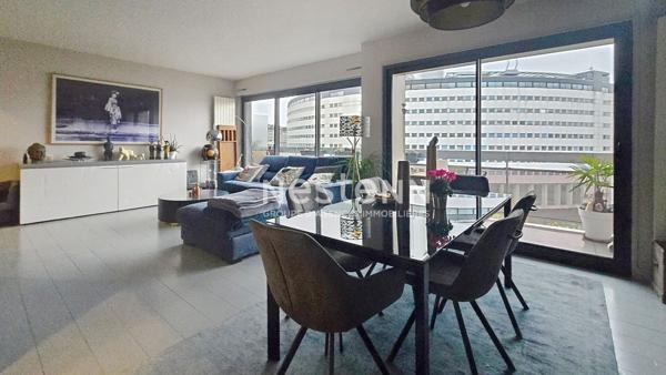 Appartement familiale Paris 16 - 4 pièce(s) 93 m2, rooftop, vue tour Eiffel, calme, luminosité, Métro Ranelagh , Maison de la Radio