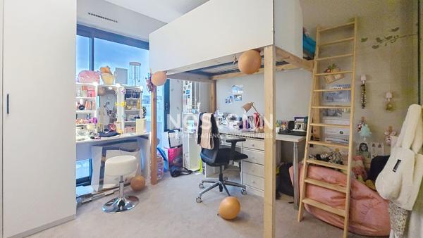 Appartement familiale Paris 16 - 4 pièce(s) 93 m2, rooftop, vue tour Eiffel, calme, luminosité, Métro Ranelagh , Maison de la Radio