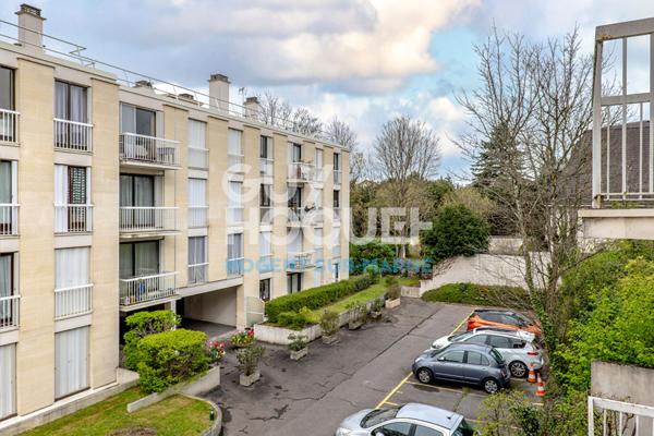 Appartement 37 m² avec fort potentiel ? 10 min RER A