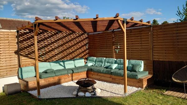 Maison à vendre à Boissise le Roi - 6 pièces, 4 chambres, sous-sol total, jardin, secteur calme.