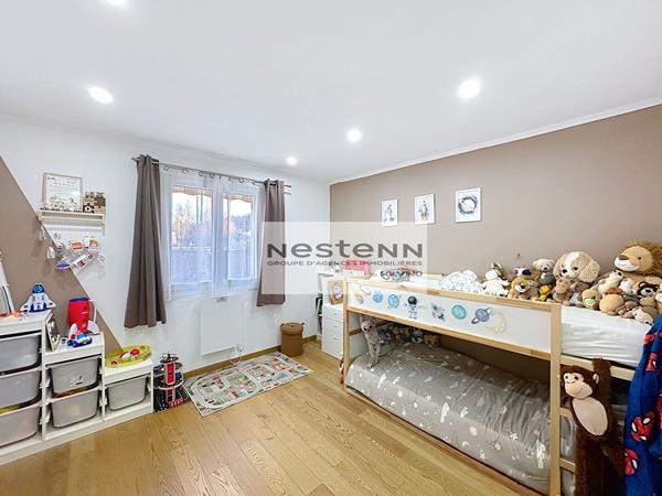 Maison à vendre à Boissise le Roi - 6 pièces, 4 chambres, sous-sol total, jardin, secteur calme.