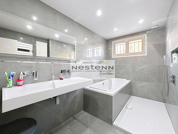 Maison à vendre à Boissise le Roi - 6 pièces, 4 chambres, sous-sol total, jardin, secteur calme.