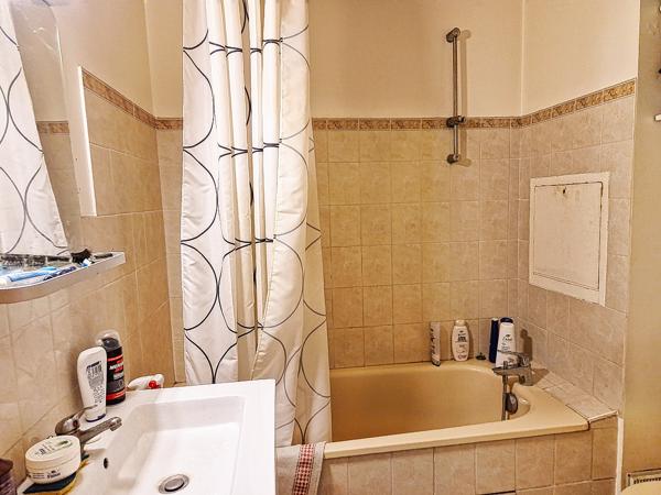 F1 LOUÉ à vendre CENTRE VILLE d'OSNY