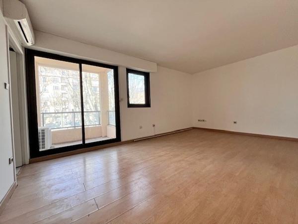 A VENDRE T1 36M2 / HESPERIDES DU ROY RENE AIX EN PROVENCE