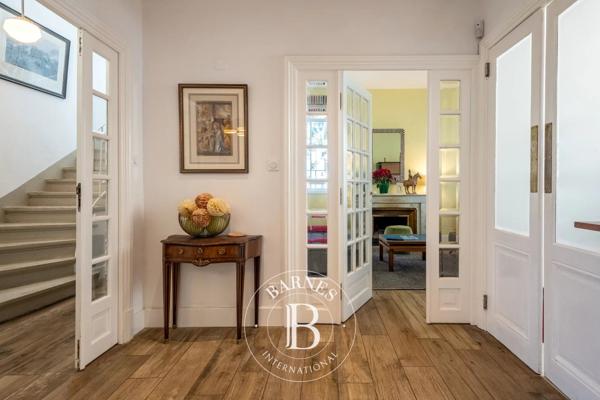 Sainte-Foy-lès-Lyon, Maison 5 Chambres -  208 m² à vendre