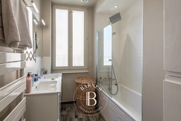 Sainte-Foy-lès-Lyon, Maison 5 Chambres -  208 m² à vendre