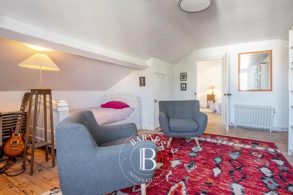 Sainte-Foy-lès-Lyon, Maison 5 Chambres -  208 m² à vendre