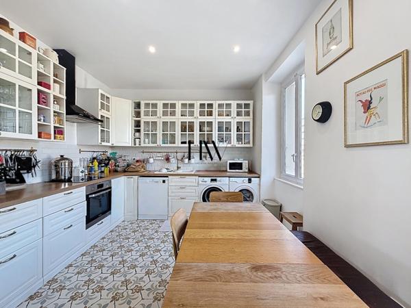 Appartement haussmannien de 183 m² – Centre-ville d’Annemasse – Idéal frontalier Genève