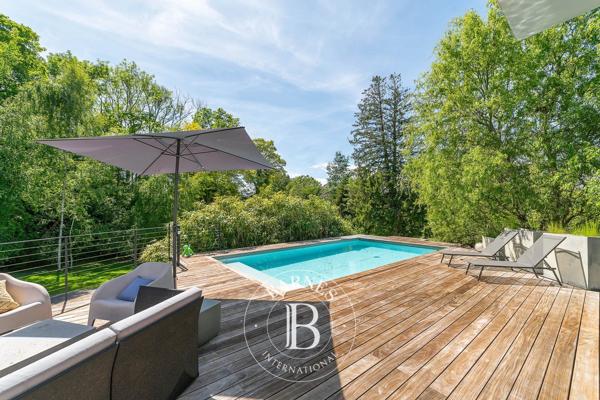 Thonon-les-Bains, Maison 4 Chambres -  219 m² à vendre