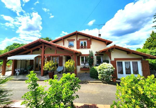 Maison Mugron 4chambres - SOUS SOL - GARAGE - TERRAIN 5300m²
