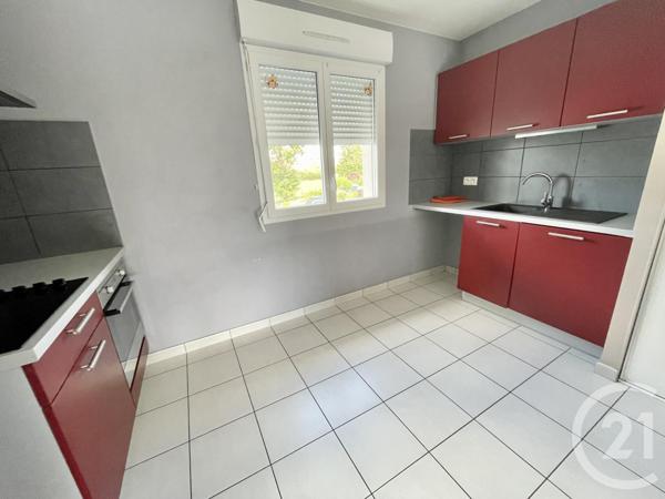 Appartement T3 à vendre  3 pièces - 67,25 m2 STE RADEGONDE - 12