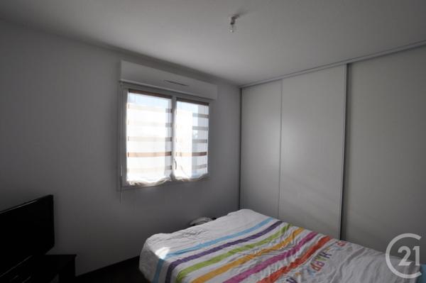 Appartement T3 à vendre  3 pièces - 67,25 m2 STE RADEGONDE - 12