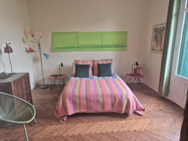 Maison 12 pièce(s) 6 chambre(s) 330 m²