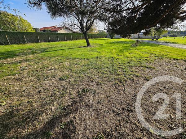 Terrain à vendre  644 m2 LABARTHE SUR LEZE - 31
