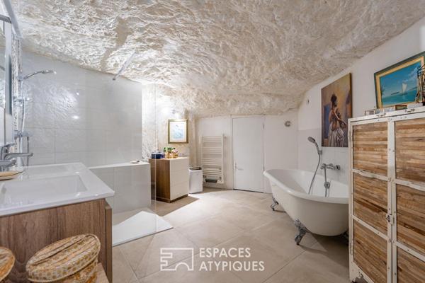 Troglodytique en coeur de ville avec vue panoramique