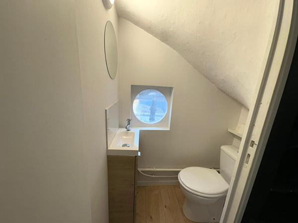 A LOUER : Appartement à LILLE • Rue Léon Gambetta - WAZEMMES • 2 270 € CC • Réf. 874-1