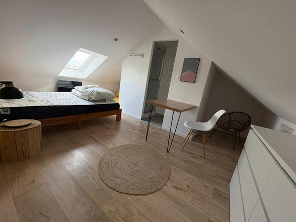 A LOUER : Appartement à LILLE • Rue Léon Gambetta - WAZEMMES • 2 270 € CC • Réf. 874-1