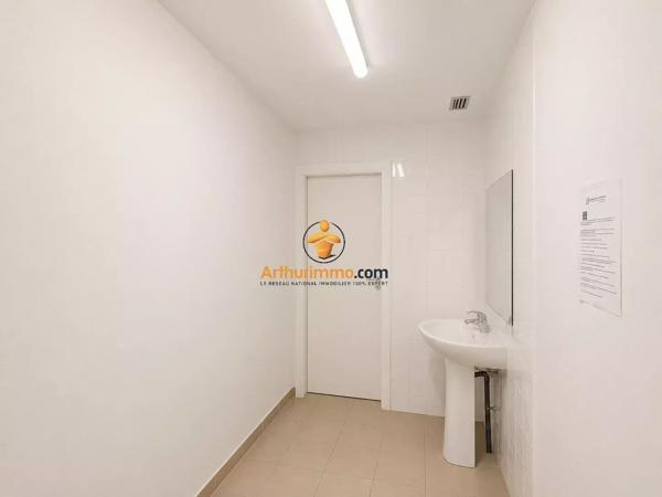 Location                                                      Local commercial
                        
                                                            à Tarbes