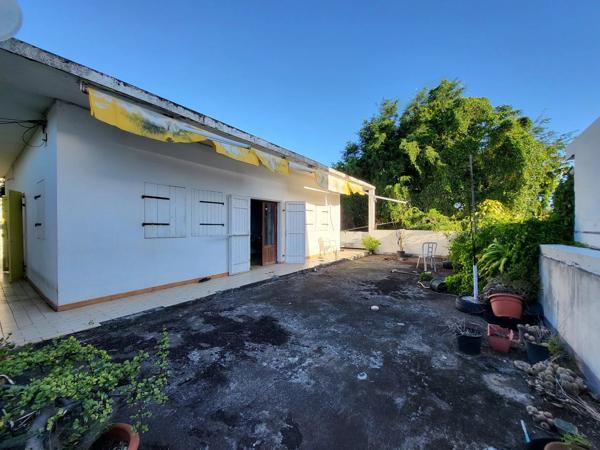 🏡 MAISON À RÉNOVER OU À RECONSTRUIRE – HYPER CENTRE SAINT-PIERRE 🌆✨