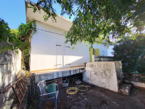 🏡 MAISON À RÉNOVER OU À RECONSTRUIRE – HYPER CENTRE SAINT-PIERRE 🌆✨