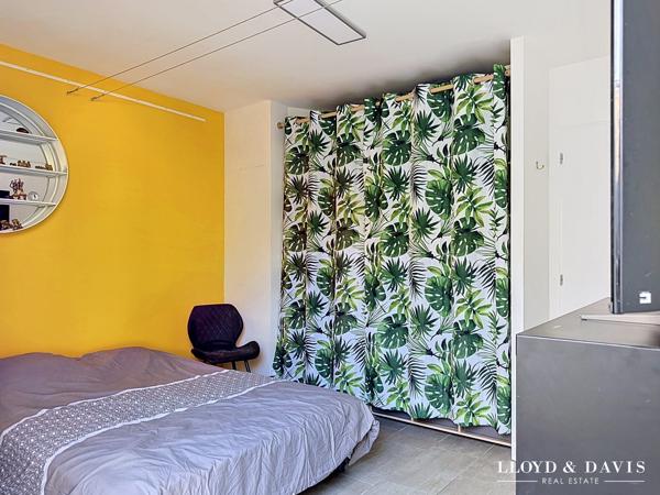 Appartement avec jardin (débarras), 400 mètres plage