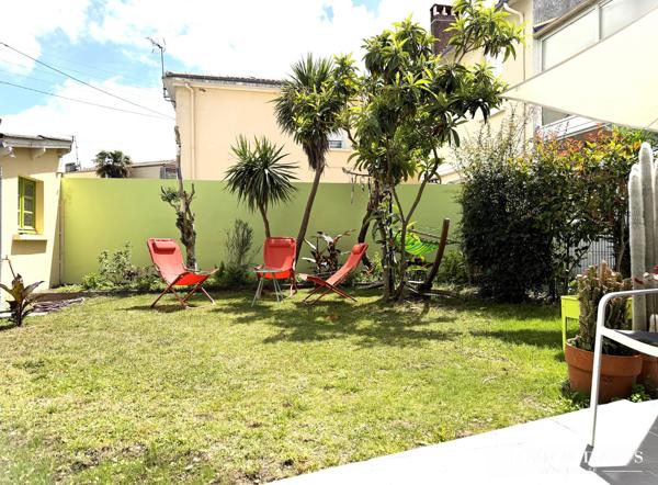 Appartement avec jardin (débarras), 400 mètres plage