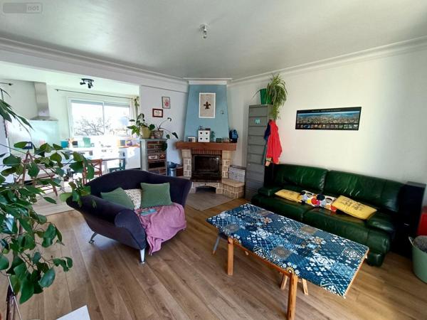 Maison à vendre à Chartres-de-Bretagne en Ille-et-Vilaine (35131), ref : 35129-6716   
Centre-Ville