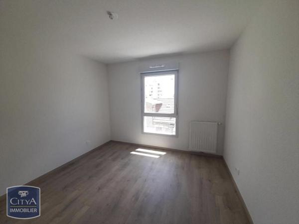 Appartement à louer 3 pièces 70.54m²