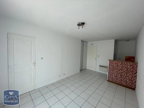Appartement à louer 2 pièces 32.36m² Poitiers (86000)