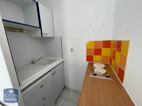 Appartement à louer 2 pièces 32.36m² Poitiers (86000)