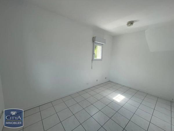 Appartement à louer 2 pièces 32.36m² Poitiers (86000)