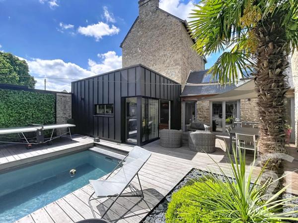 Maison à vendre  8 pièces - 180 m 2   DINAN  - 22