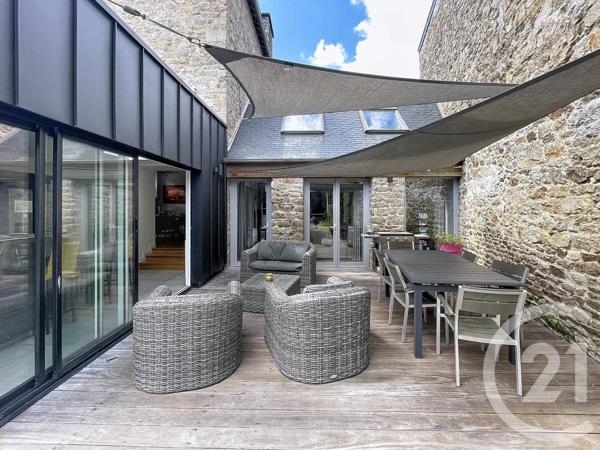 Maison à vendre  8 pièces - 180 m 2   DINAN  - 22