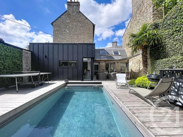 Maison à vendre  8 pièces - 180 m 2   DINAN  - 22
