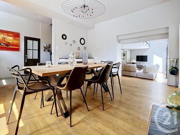 Maison à vendre  8 pièces - 180 m 2   DINAN  - 22