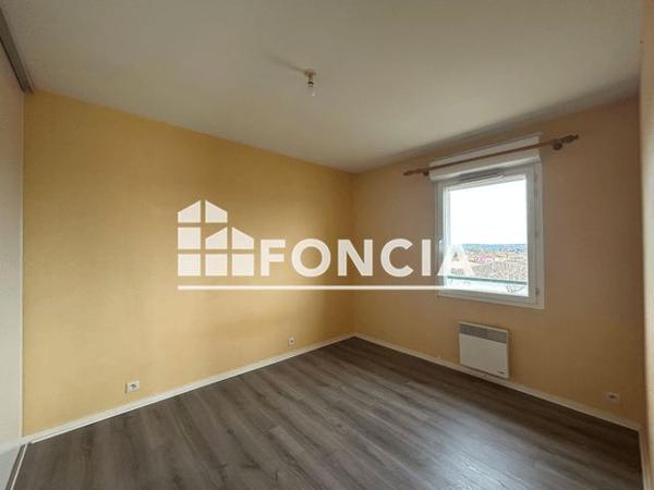 Location Appartement 3 pièces 64.4 m² - 4 IMPASSE DES VALLONS FLEURIS Pujols 47300