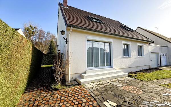 Maison à vendre    5 pièces • 108 m2 Mogneville