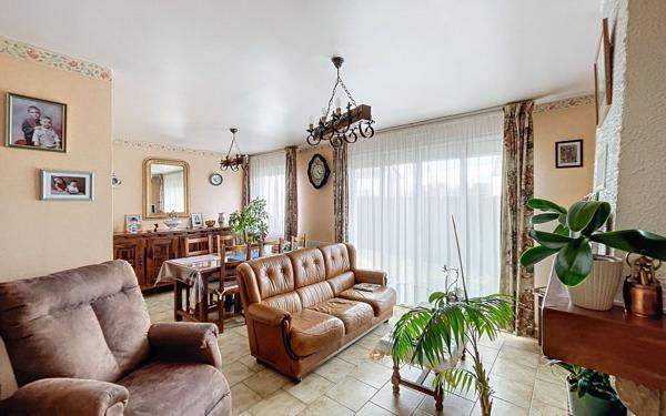 Maison à vendre    5 pièces • 108 m2 Mogneville