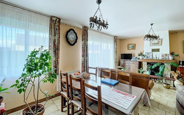 Maison à vendre    5 pièces • 108 m2 Mogneville