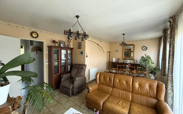 Maison à vendre    5 pièces • 108 m2 Mogneville