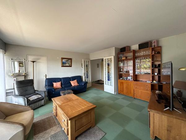 Appartement  Luisant 99 m²