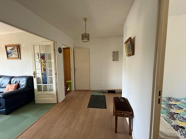 Appartement  Luisant 99 m²