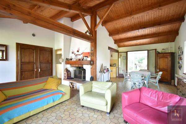 Maison
                                                                                                                                                                                                                                                                                                                        7 pièce(s)                                                                                                                                                                                                          4 chambre(s)                                                                                                                                                                                                          144.31  m²