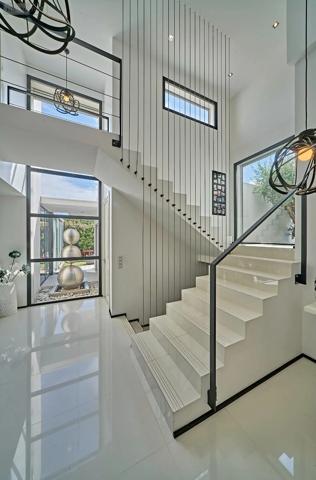 Achat - Maison Saint-Raphaël 83700 10 pièces 240 m 2 1362 m 2