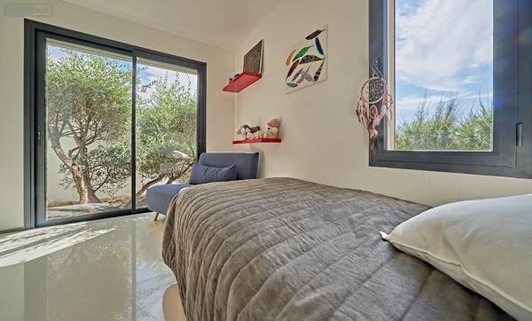 Achat - Maison Saint-Raphaël 83700 10 pièces 240 m 2 1362 m 2