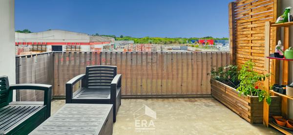 EYSINES CANTINOLLE - Bel appartement T4 de 80 m² avec terrasse 10 m² + 1 place de parking