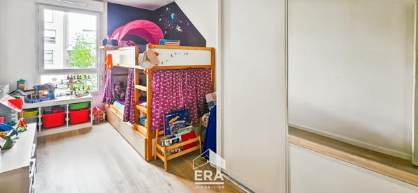 EYSINES CANTINOLLE - Bel appartement T4 de 80 m² avec terrasse 10 m² + 1 place de parking