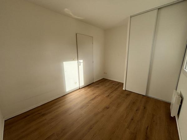 A LOUER - Appartement T2 à SAINT MEEN LE GRAND, axe RENNES / ST-BRIEUC