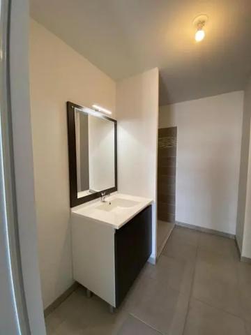 Appartement à louer 2 pièces 43.06m²