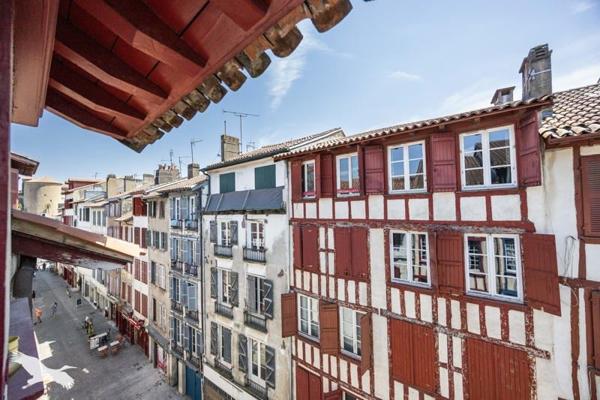 Appartement 369 000 € Bayonne 3 p 89 m² DPE C